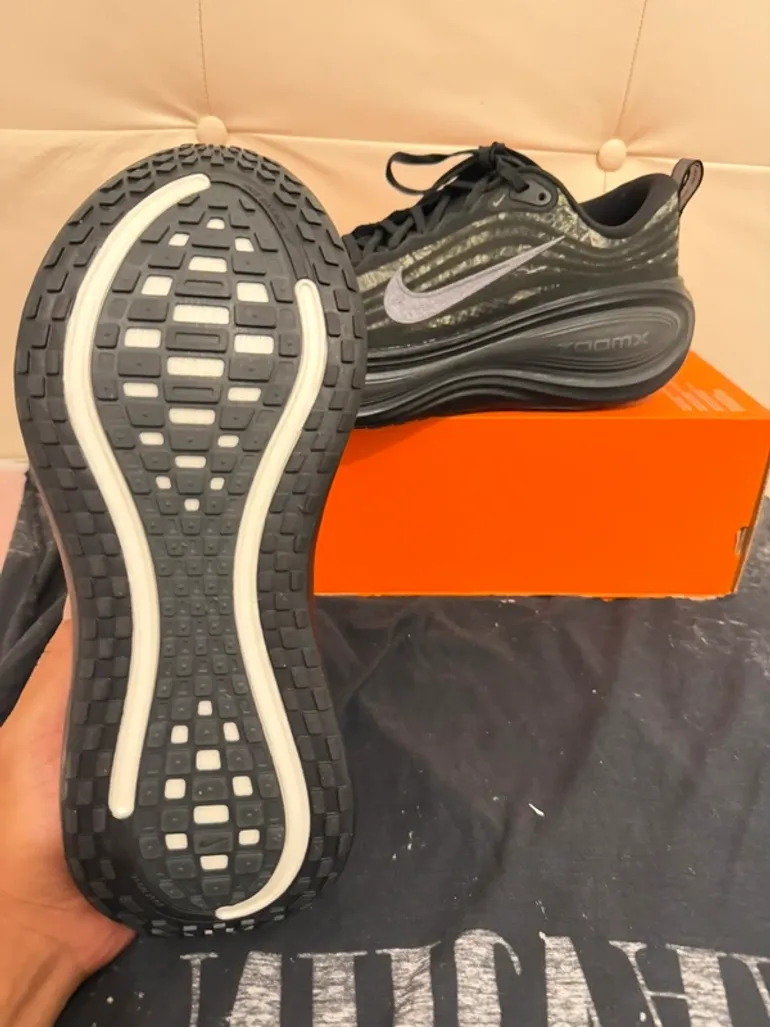Nike Vomero Plus CM bike usato — immagine 2 di 5