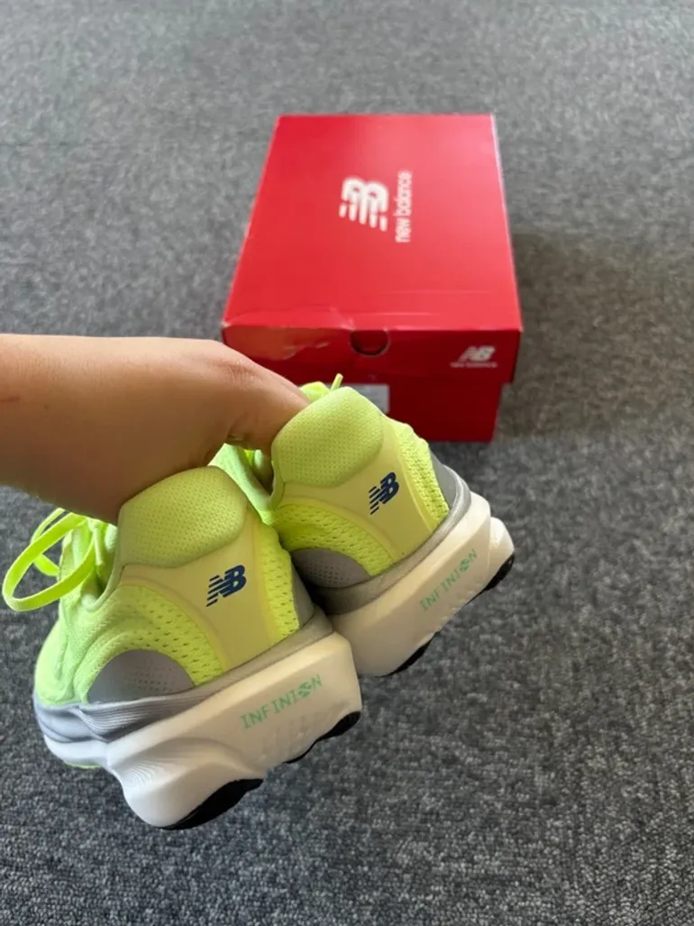 Used New Balance M1030 bike — image 5 of 7