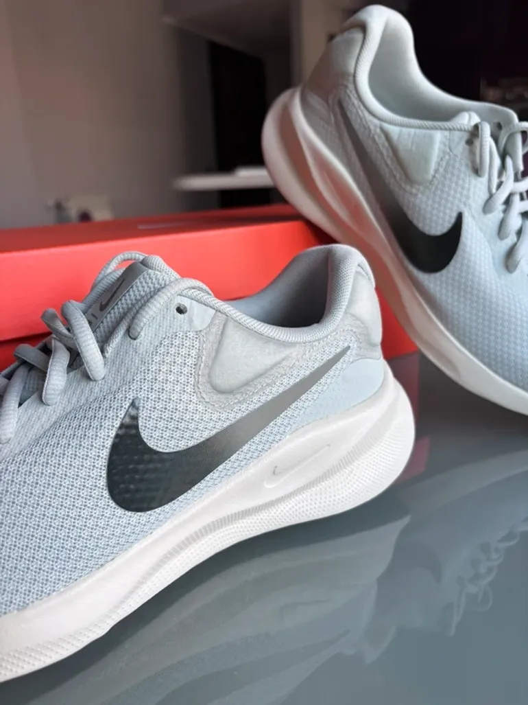 Brugt Nike Revolution 7 bike — billede 2 af 14
