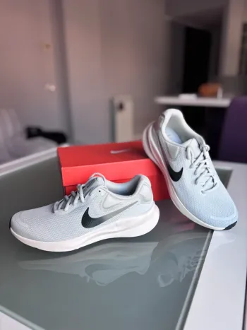 Brugt Nike Revolution 7 bike — billede 8 af 14