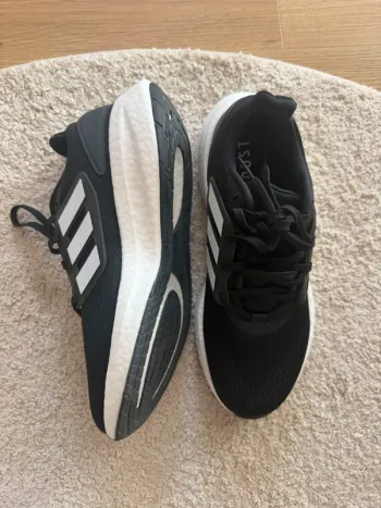 Used Adidas Pureboost bike — image 2 of 10
