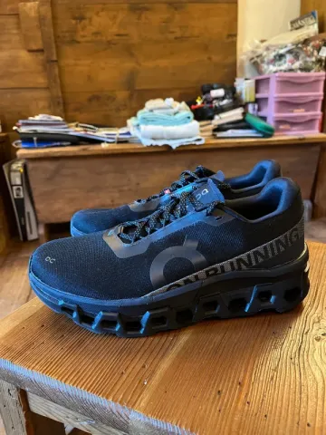 Gebrauchtes On Running shoes Running Shoes