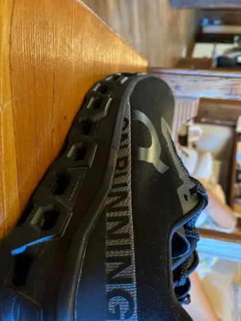 Used On Running shoes bike — image 7 of 9