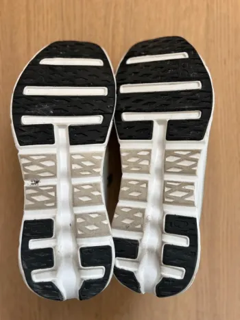 Käytetty On Running Shoes bike — kuva 4 / 10