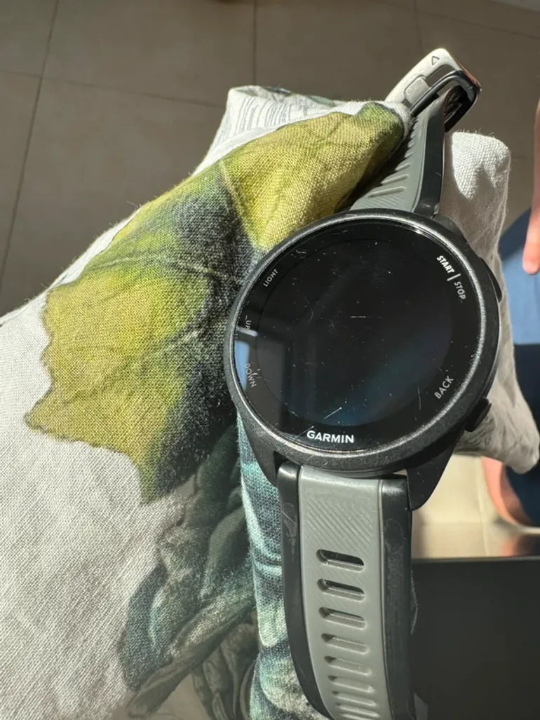 Garmin Forerunner 165 bike d'occasion — image 9 sur 9