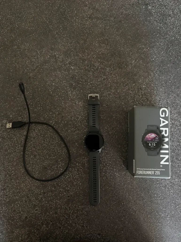 Used Garmin Forerunner 255 bike — image 2 of 4