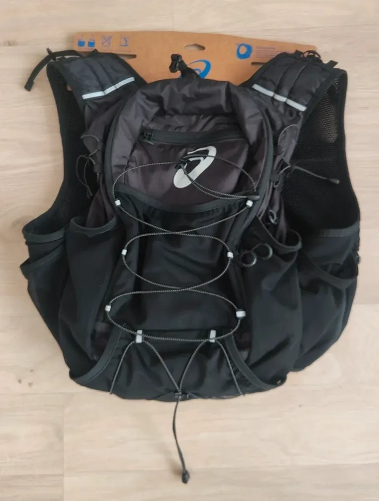 Brugt Asics Fujitrail 15L bike — billede 2 af 3