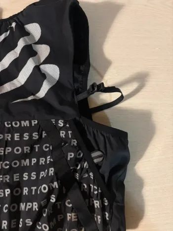 Brugt Compressport Vest 10L bike — billede 10 af 10
