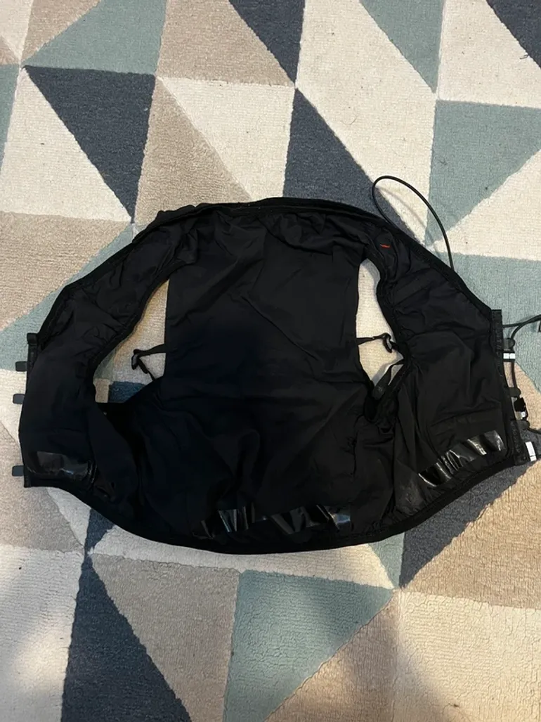 Compressport Running Vest bike d'occasion — image 3 sur 7