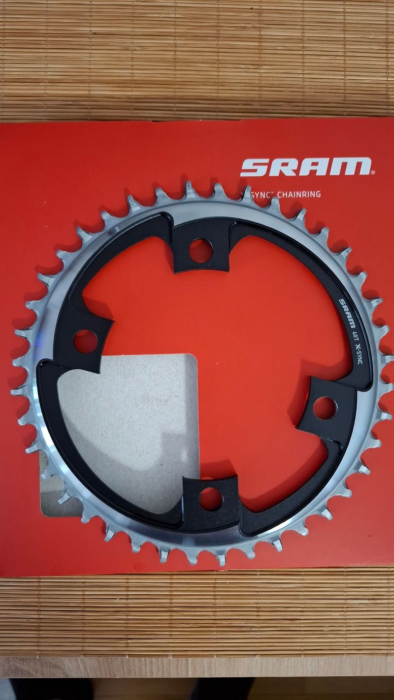 Used Sram Red Chainring 40T 107 BCD 2024 Drivetrain & Pedals