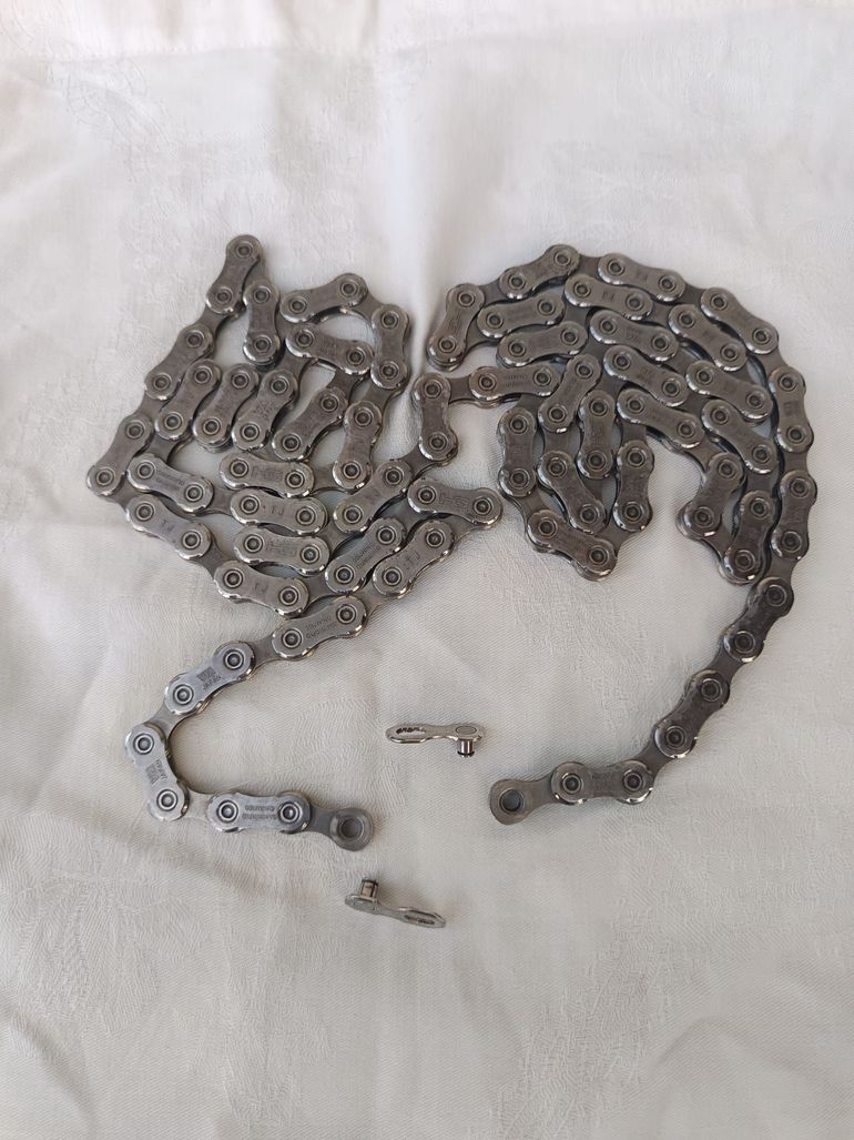 Used Shimano 105 12S Crank bike — image 10 of 11