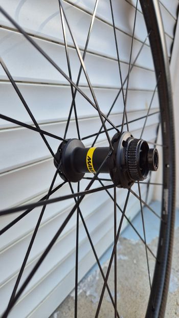 Mavic Cosmic SL Wheels 2023 bike usato — immagine 4 di 5