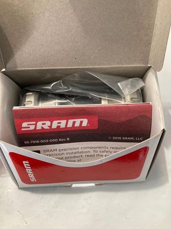Used Sram Boîtier pédalier  AM BB GXP bike — image 2 of 3
