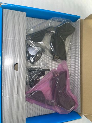 Używany Shimano ST-R785 Di2 2x11 Levers + Brakes Brakes