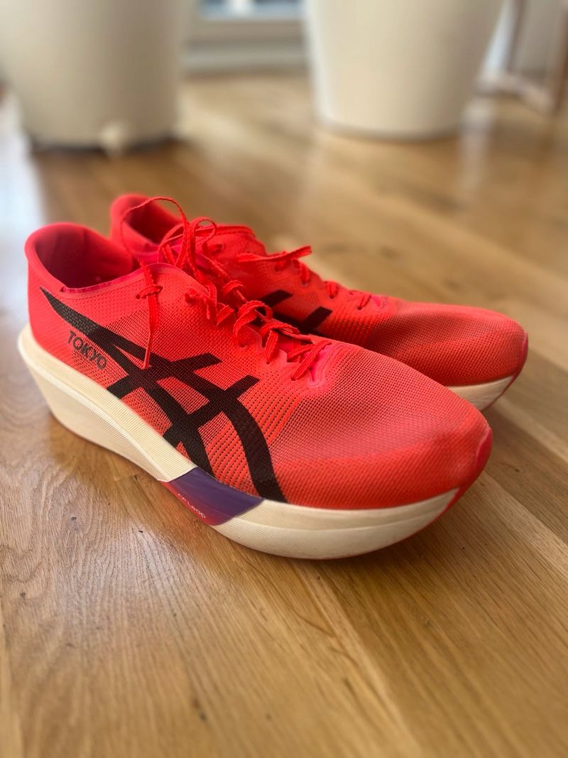 Asics Metaspeed Sky Tokyo 2025 Running Shoes d'occasion