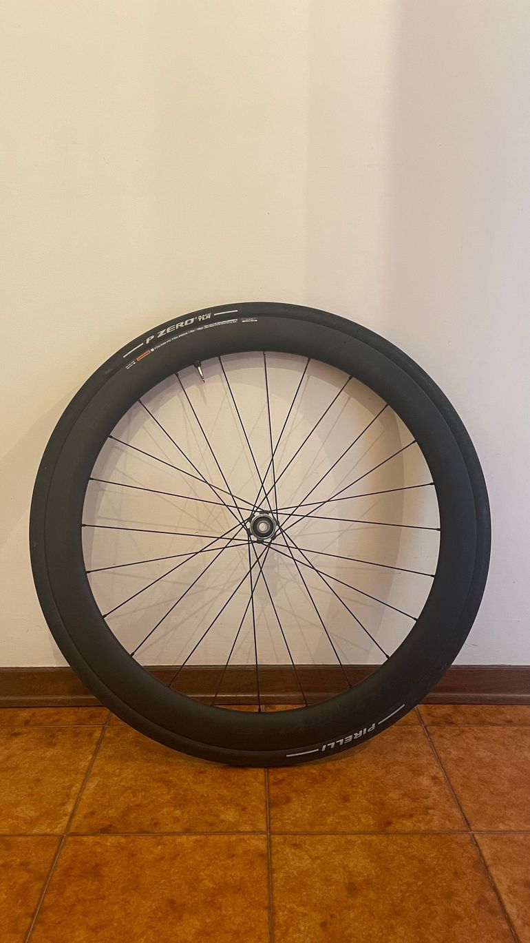Used Shimano Ultegra C50 Disc Carbon bike — image 3 of 11
