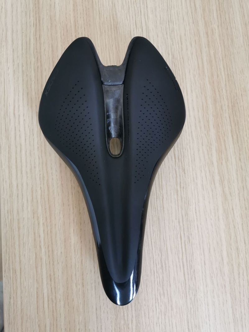 Used Cadex Boost Saddle Saddles & Seatposts