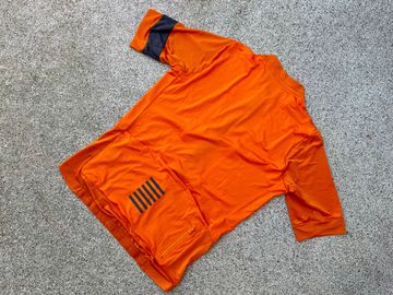 Used Rapha Pro Team Jersey bike — image 2 of 7