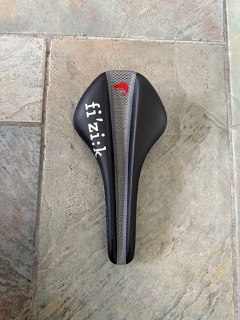 Použité Fizik Sella Saddles & Seatposts