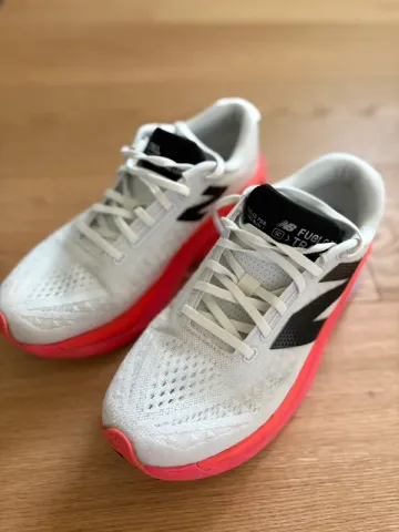 Tweedehands New Balance Supercomp Trainer v3 Running Shoes