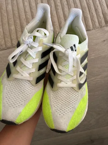 Gebrauchtes Adidas Running Shoes Running Shoes
