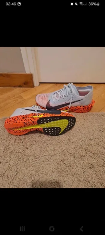 Nike Vaporfly 3 bike usato — immagine 2 di 3
