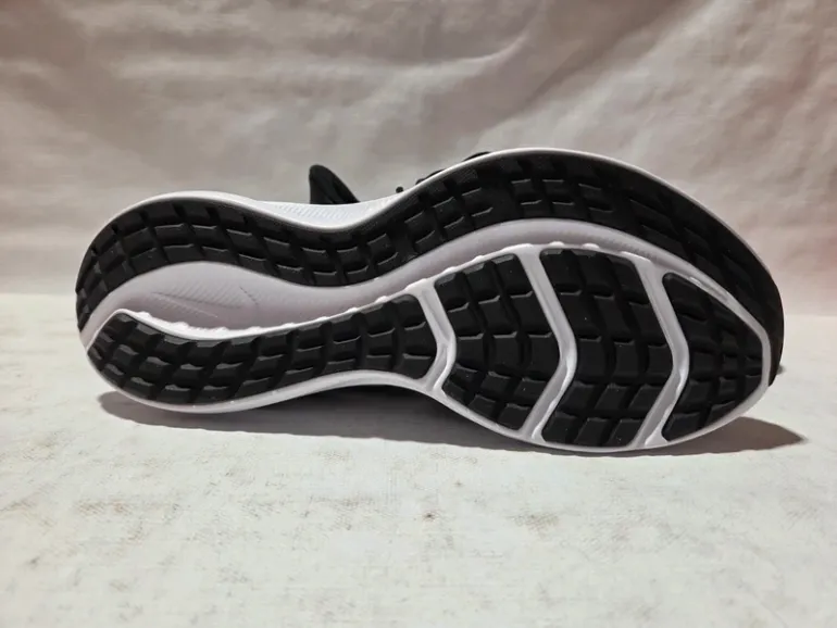 Nike Downshifter 10 bike usato — immagine 2 di 4