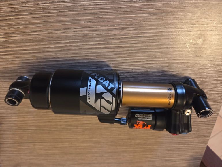Brugt Fox Float X2 2023 bike — billede 2 af 3