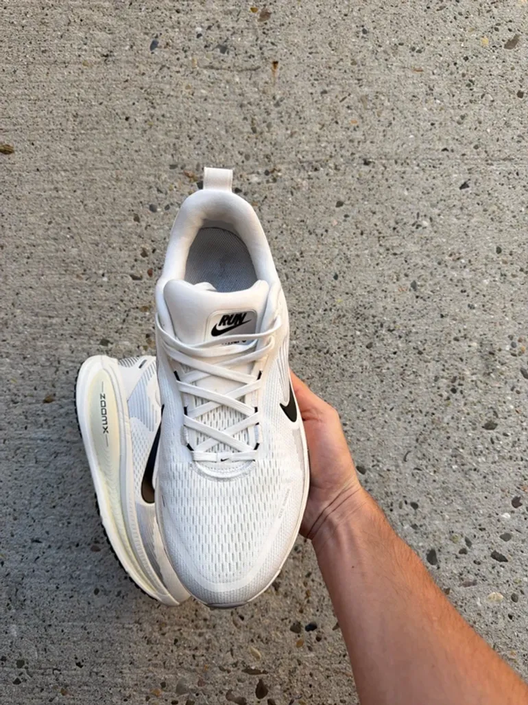 Nike Vomero 18 bike usato — immagine 2 di 7