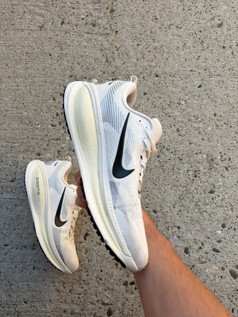 Nike Vomero 18 bike usato — immagine 3 di 7