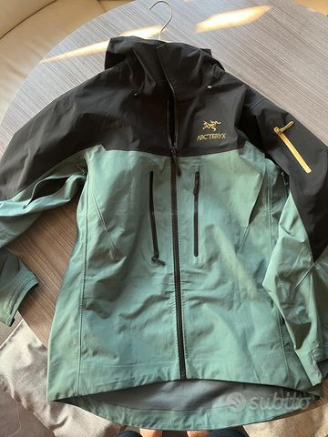 Brugt Arc’teryx Alpha SV Outdoor Clothing