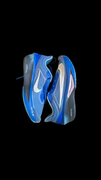Nike Zoom Fly 6 Running Shoes usato