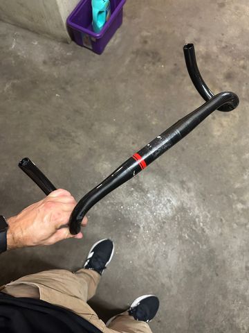 NEOS Carbon Handlebar bike usato — immagine 2 di 6