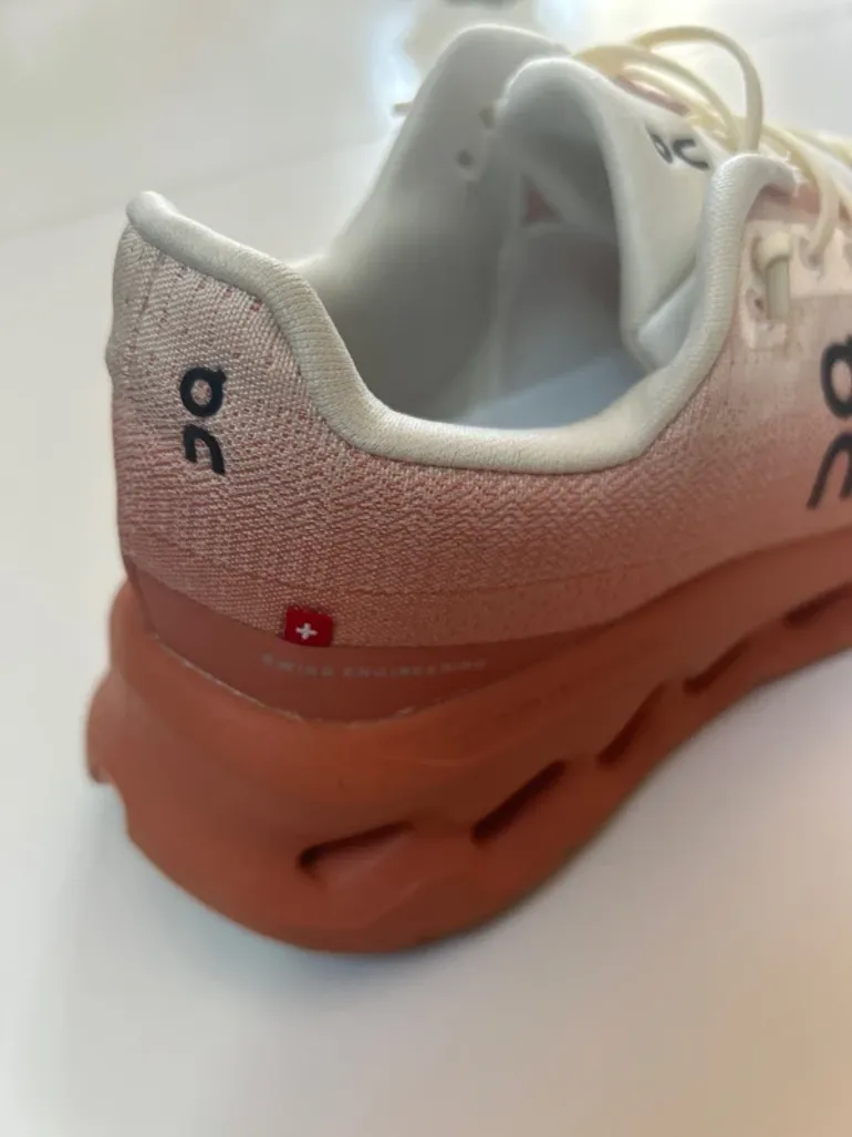 Used Orange On Running Schuhe bike — image 12 of 12