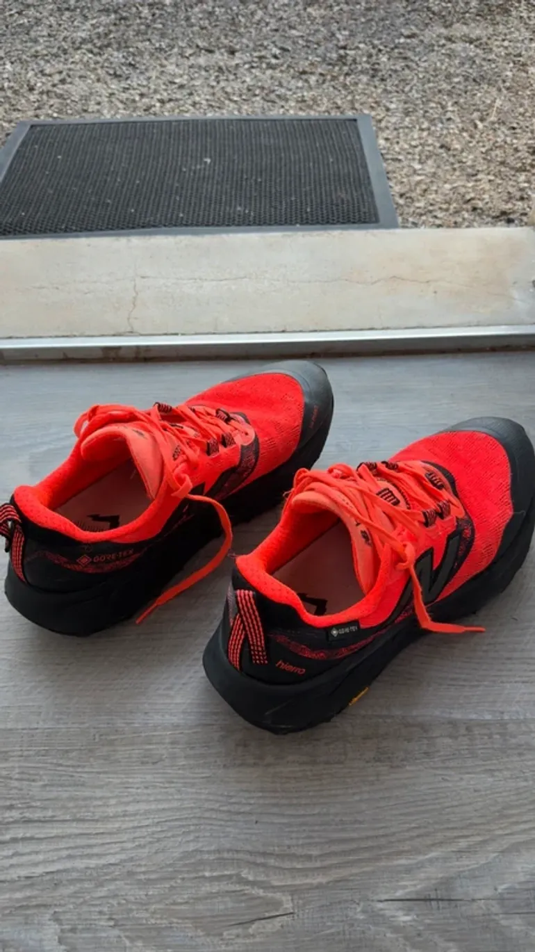 Brugt New Balance Hierro v9 bike — billede 3 af 4