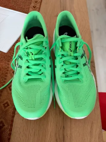 Asics Sonic Blast Running Shoes d'occasion