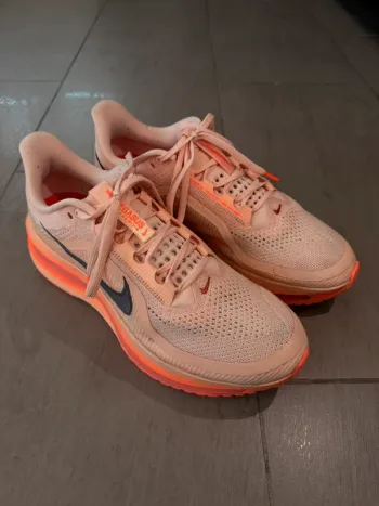 Käytetty Pegasus Premium Running Shoes