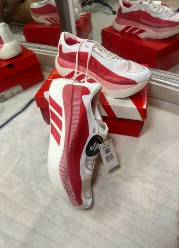 Gebrauchtes Adidas Hyper Boost Running Shoes