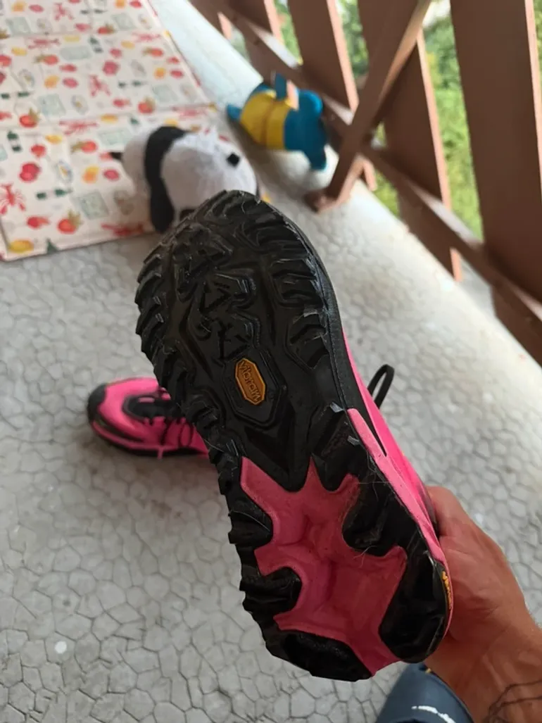 Hoka Mafate 5 bike usato — immagine 3 di 4