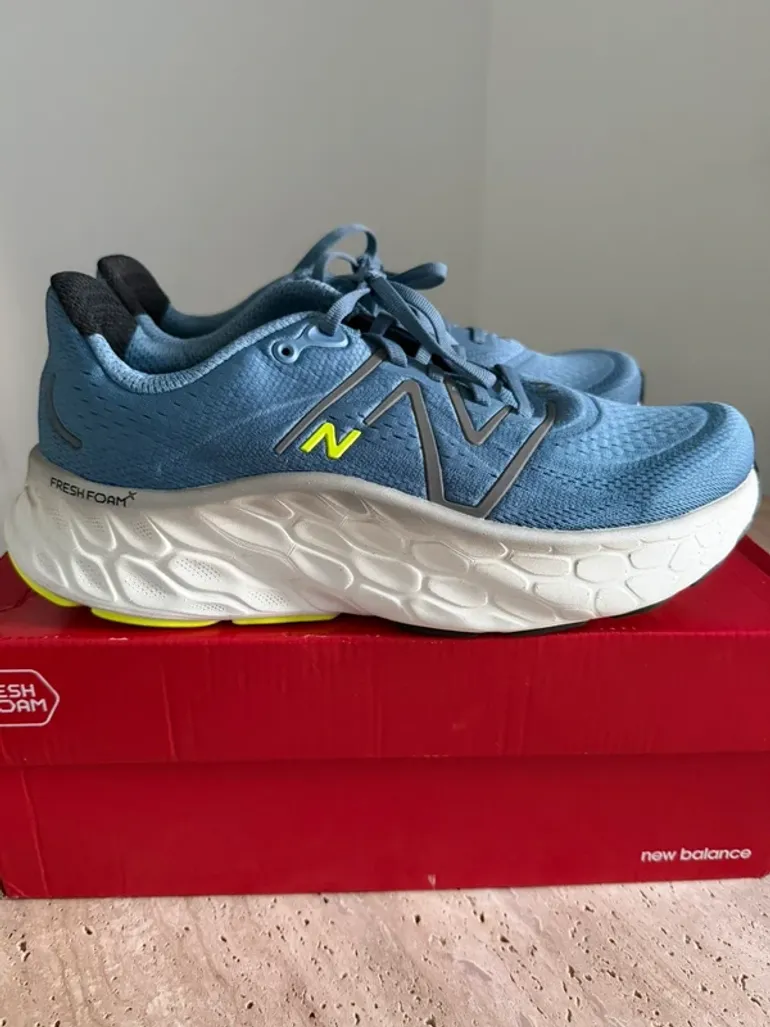 Used New Balance Fresh Foam bike — image 2 of 8