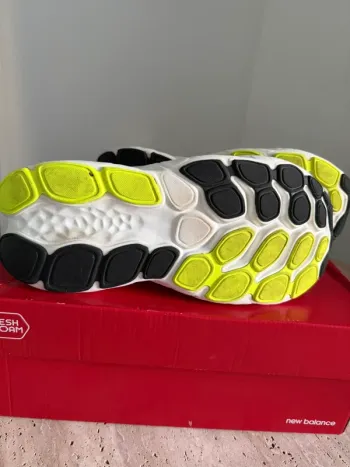 Used New Balance Fresh Foam bike — image 7 of 8