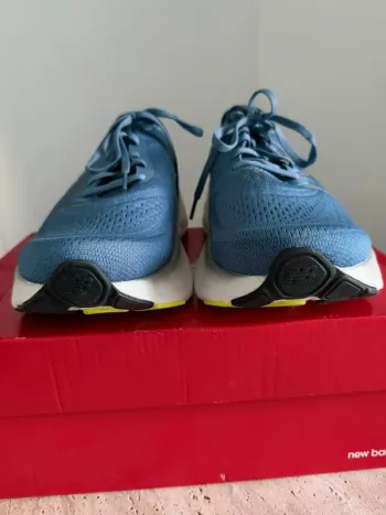 Used New Balance Fresh Foam bike — image 4 of 8