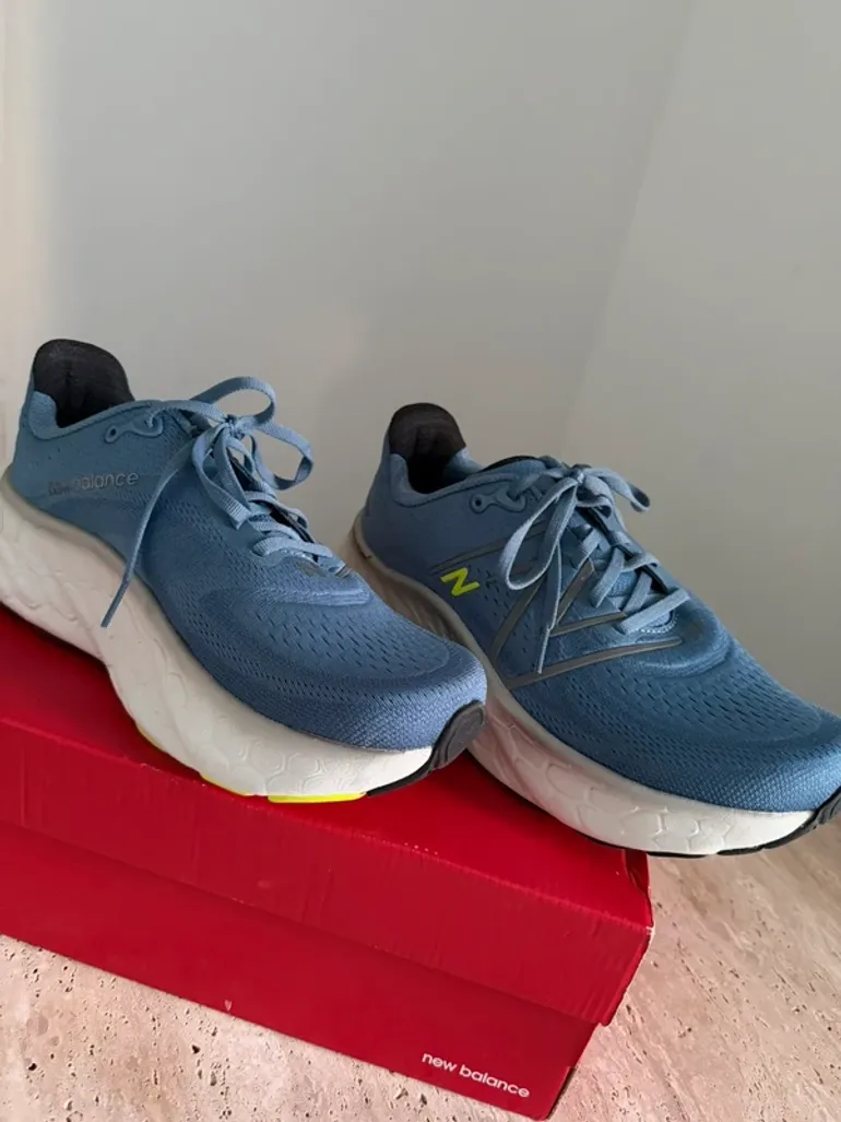 Used New Balance Fresh Foam bike — image 6 of 8
