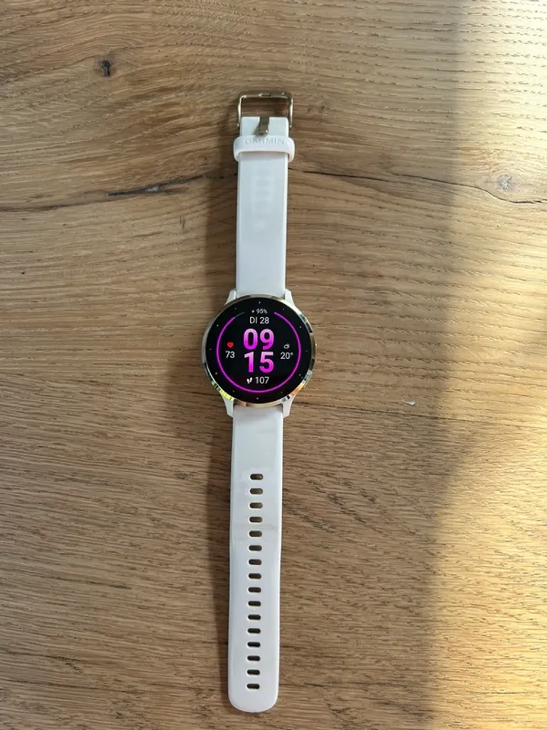 Used Garmin Venu 3S bike — image 2 of 4