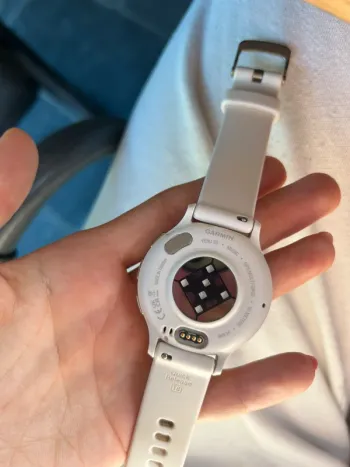 Used Garmin Venu 3S bike — image 4 of 4