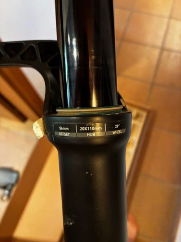 Brugt RockShox Boxxer RC 2019 bike — billede 5 af 7