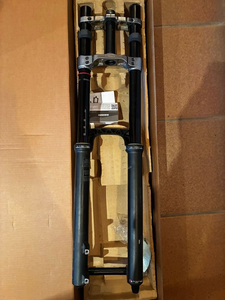 Brugt RockShox Boxxer RC 2019 bike — billede 2 af 7