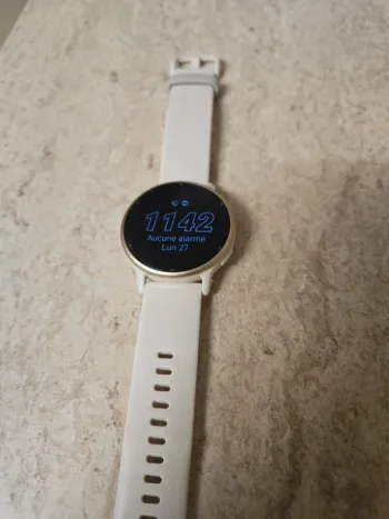 Used Garmin Vivoactive 5 Electronics