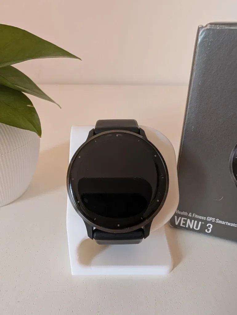Used Garmin Venu 3 bike — image 4 of 7