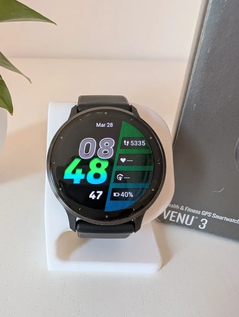 Used Garmin Venu 3 bike — image 2 of 7
